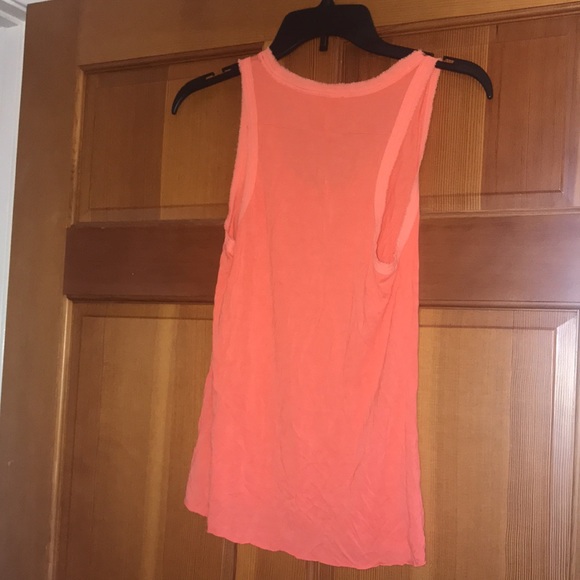 Top - Picture 4 of 8